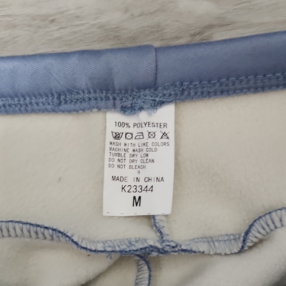 Soft Clouds Sky Blue Micro Fleece Lined Leggings NWOT Womens Size M - Picture 3 of 8